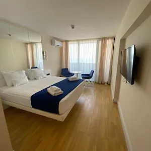  Апартаменты Orbi City Land